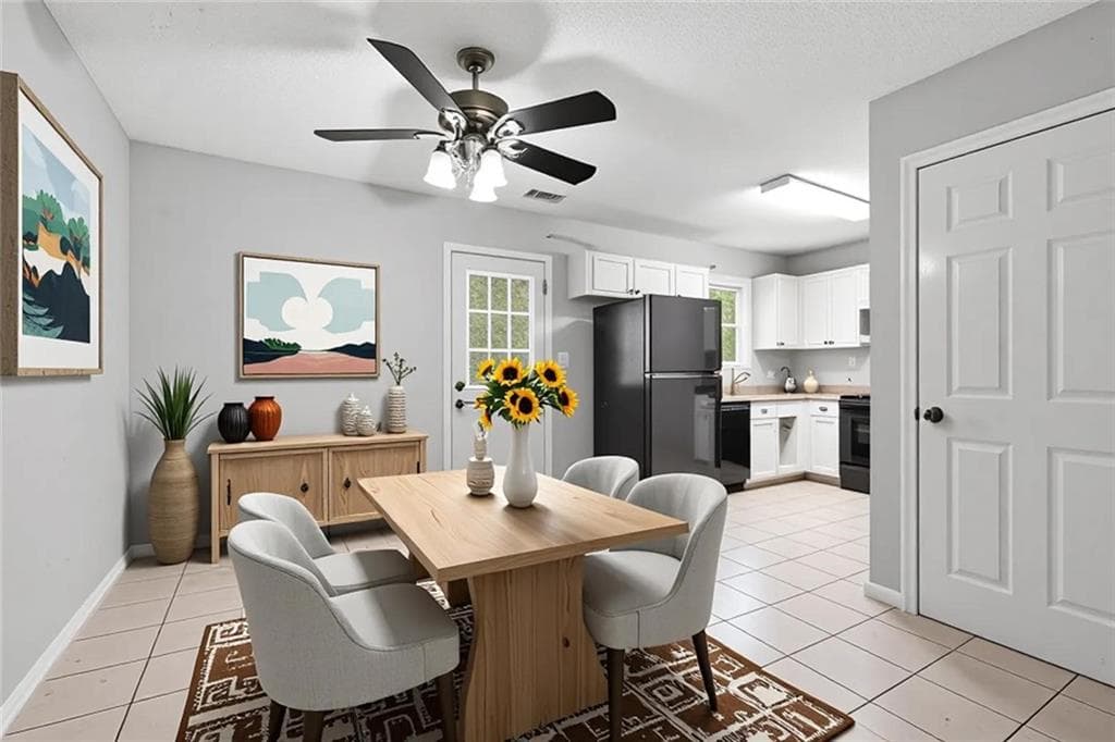 5 bedroom, 3 bathroom, 1,588 sq ft single family residence for sale at 6013 Radford Drive, Riverdale, GA 30296 — photo 5