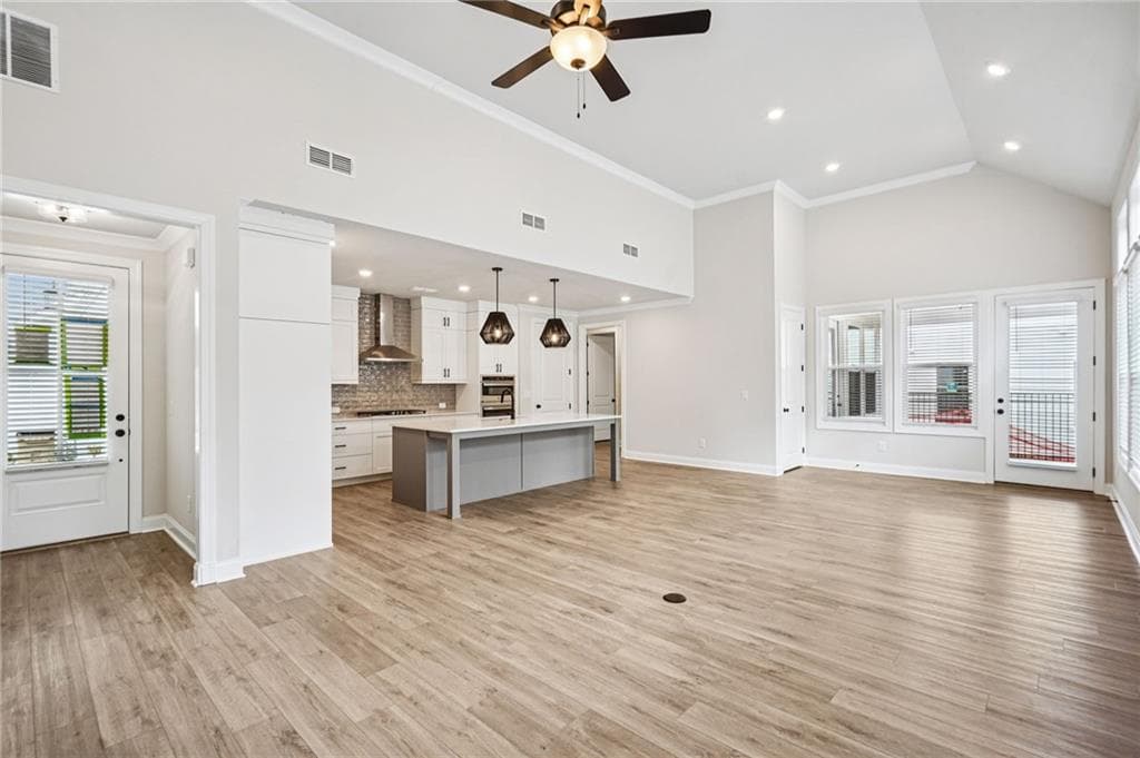 3 bedroom, 2 bathroom, 1,797 sq ft single family residence for sale at 551 Pearl Street, Cumming, GA 30040 — photo 4