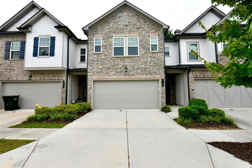 3 bedroom, 3 bathroom, 1,796 sq ft townhouse for sale at 1349 Cooper Springs Road, Grayson, GA 30017 — photo 1 of 50