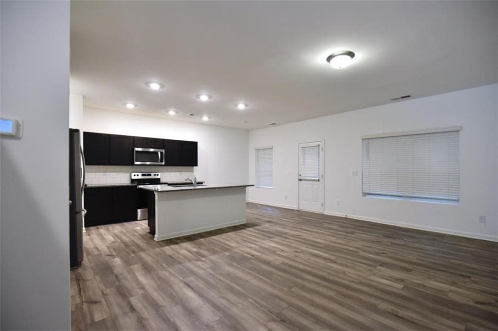 3 bedroom, 3 bathroom, 1,796 sq ft townhouse for sale at 1349 Cooper Springs Road, Grayson, GA 30017 — photo 5