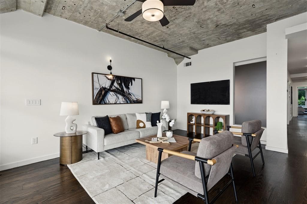 2 bedroom, 2 bathroom, 1,338 sq ft condominium for sale at 890 Memorial Drive 306, Atlanta, GA 30316 — photo 4
