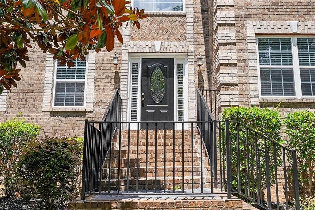 5 bedroom, 3 bathroom, 4,297 sq ft single family residence for sale at 6856 Search Light Trail, Lithonia, GA 30038 — photo 2