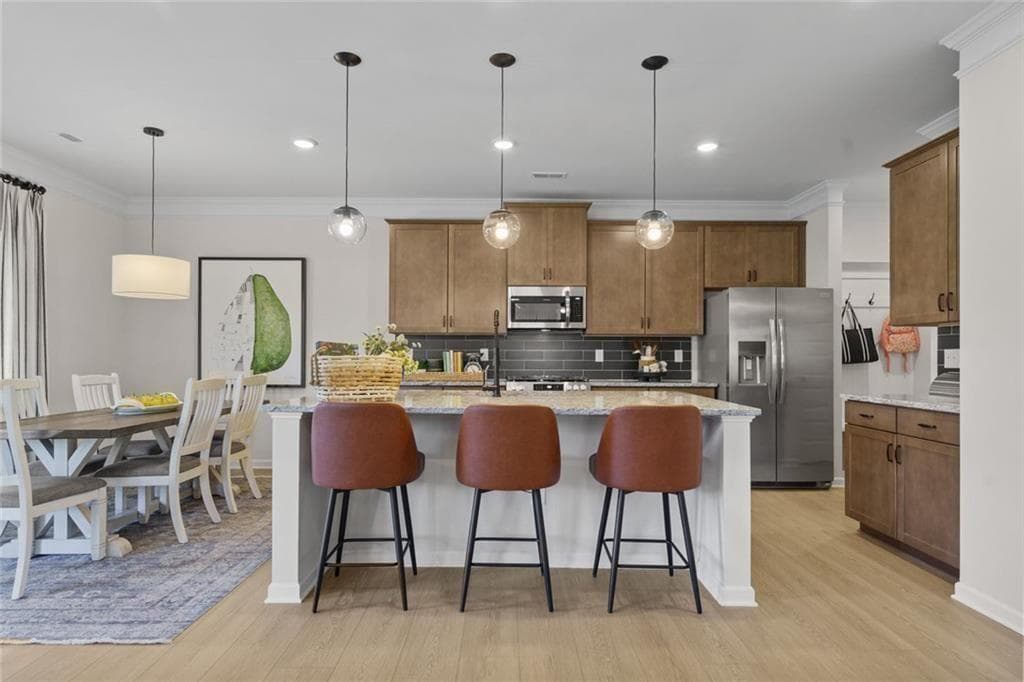 4 bedroom, 3 bathroom, 2,565 sq ft single family residence under contract at 106 Meadowview Court, Carrollton, GA 30117 — photo 10