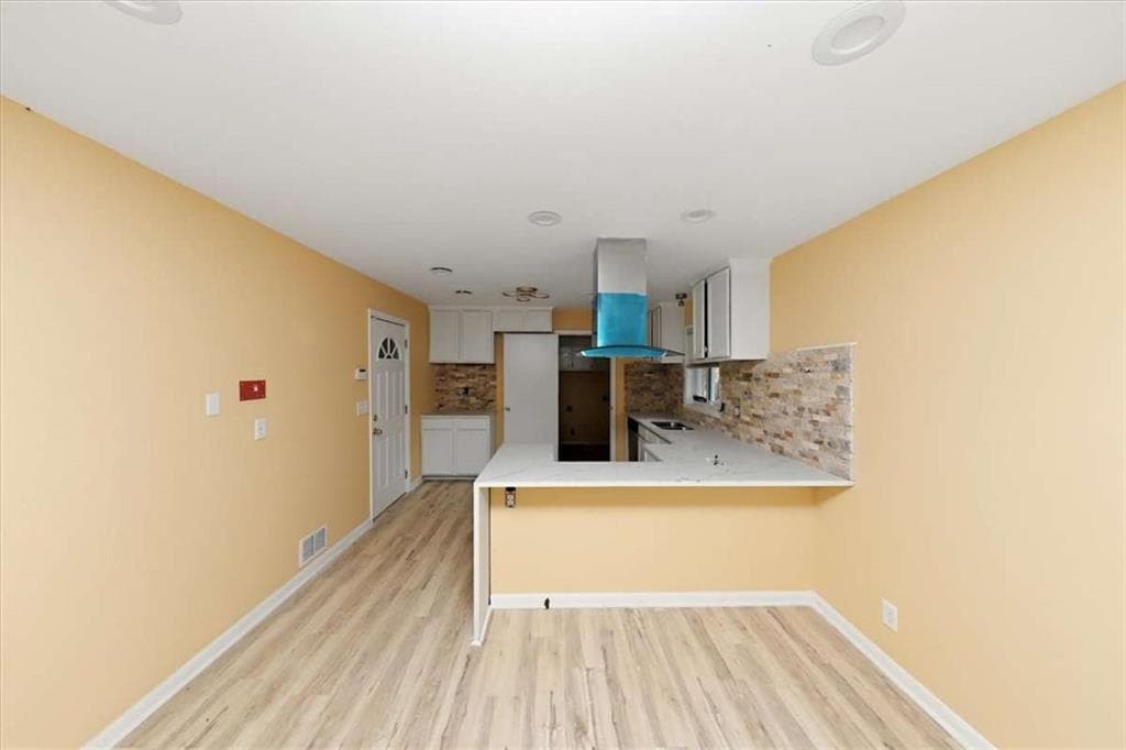 3 bedroom, 2 bathroom, 1,262 sq ft single family residence for sale at 3603 Mecklinburg Pl, Decatur, GA 30032 — photo 6