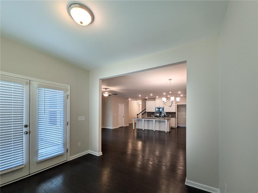 3 bedroom, 3 bathroom, 2,109 sq ft townhouse for sale at 660 Mason Grove Parkway, Lawrenceville, GA 30043 — photo 8