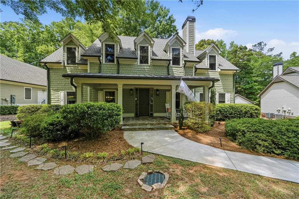5 bedroom, 4 bathroom, 2,331 sq ft single family residence for sale at 160 Parkside Lane, Eatonton, GA 31024 — photo 3