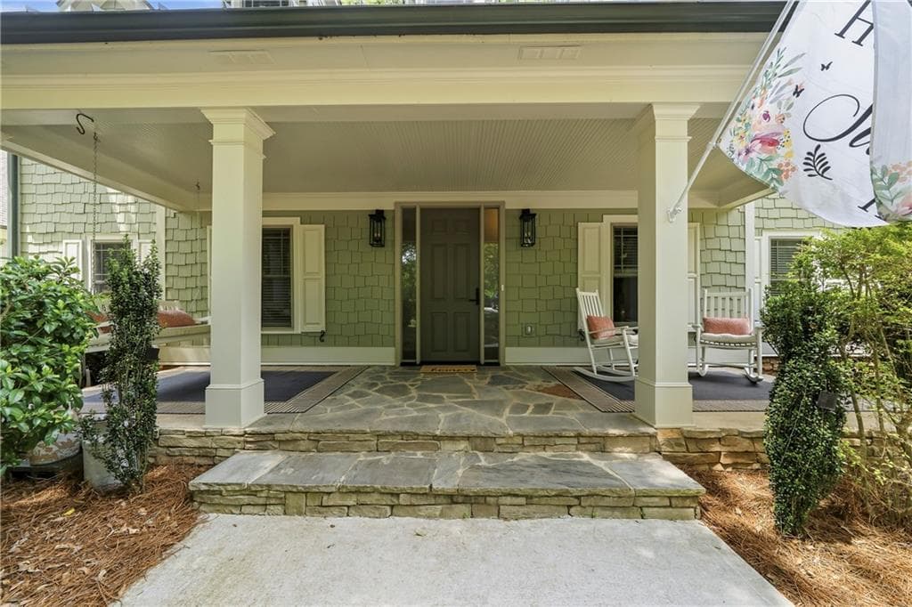 5 bedroom, 4 bathroom, 2,331 sq ft single family residence for sale at 160 Parkside Lane, Eatonton, GA 31024 — photo 6