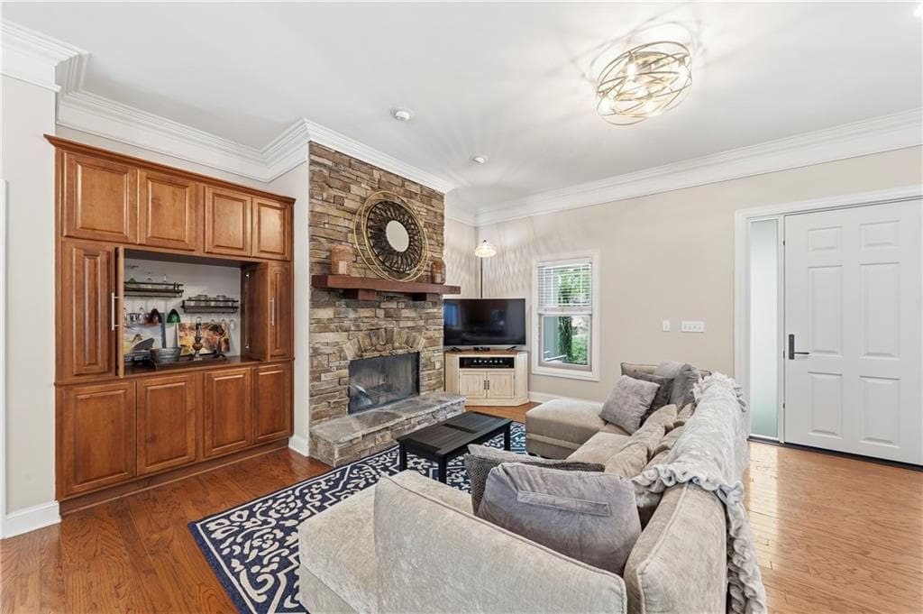 5 bedroom, 4 bathroom, 2,331 sq ft single family residence for sale at 160 Parkside Lane, Eatonton, GA 31024 — photo 10