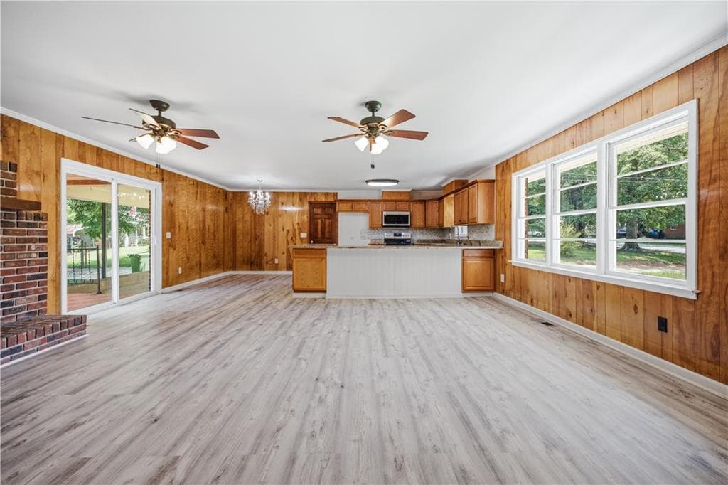 2 bedroom, 2 bathroom, 1,283 sq ft single family residence under contract at 410 Jordan Street, Royston, GA 30662 — photo 8