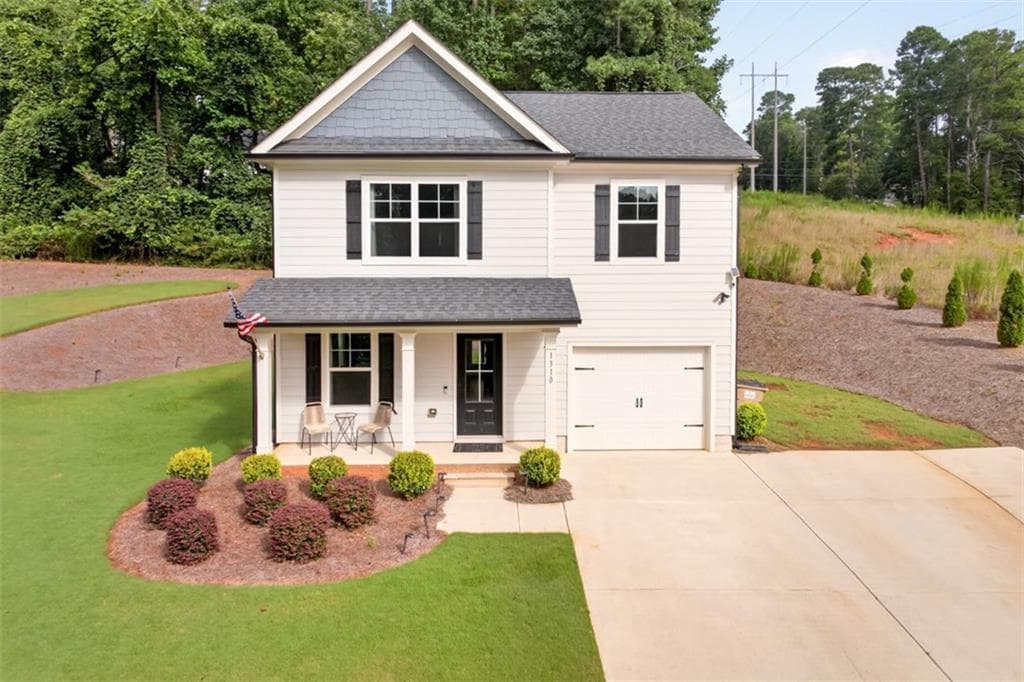3 bedroom, 3 bathroom, 1,476 sq ft single family residence for sale at 1310 Timber Lake Trail, Cumming, GA 30041 — photo 3