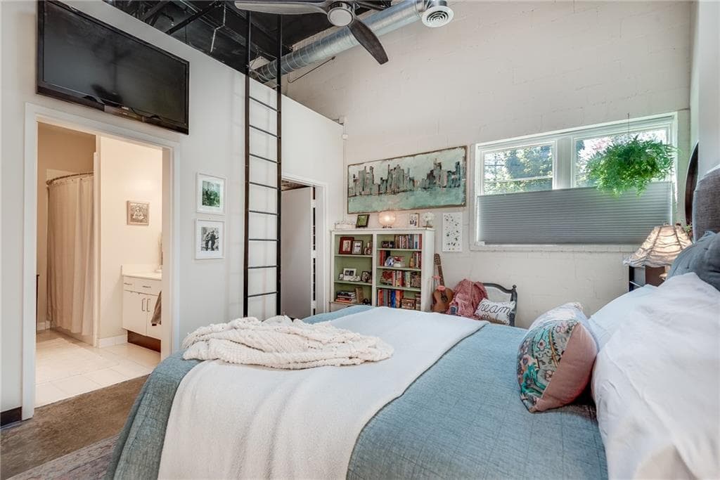 2 bedroom, 2 bathroom, 1,176 sq ft condominium for rent at 5200 Peachtree Road 1101, Atlanta, GA 30341 for $2,600 a month — photo 5