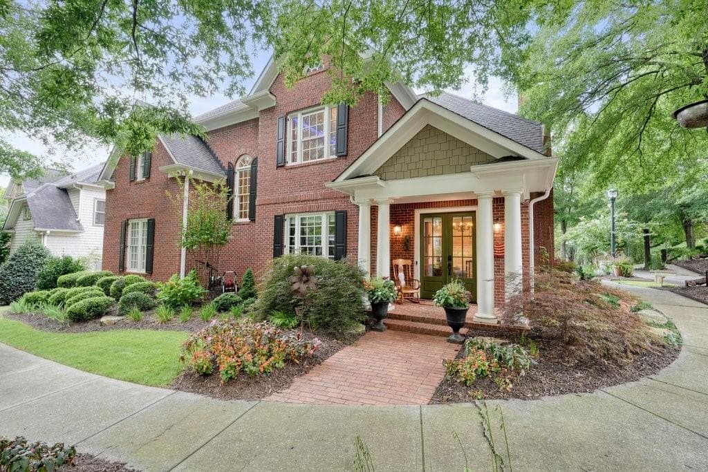 4 bedroom, 4 bathroom, 4,280 sq ft single family residence for sale at 1451 Hedgewood Lane, Kennesaw, GA 30152 — photo 3