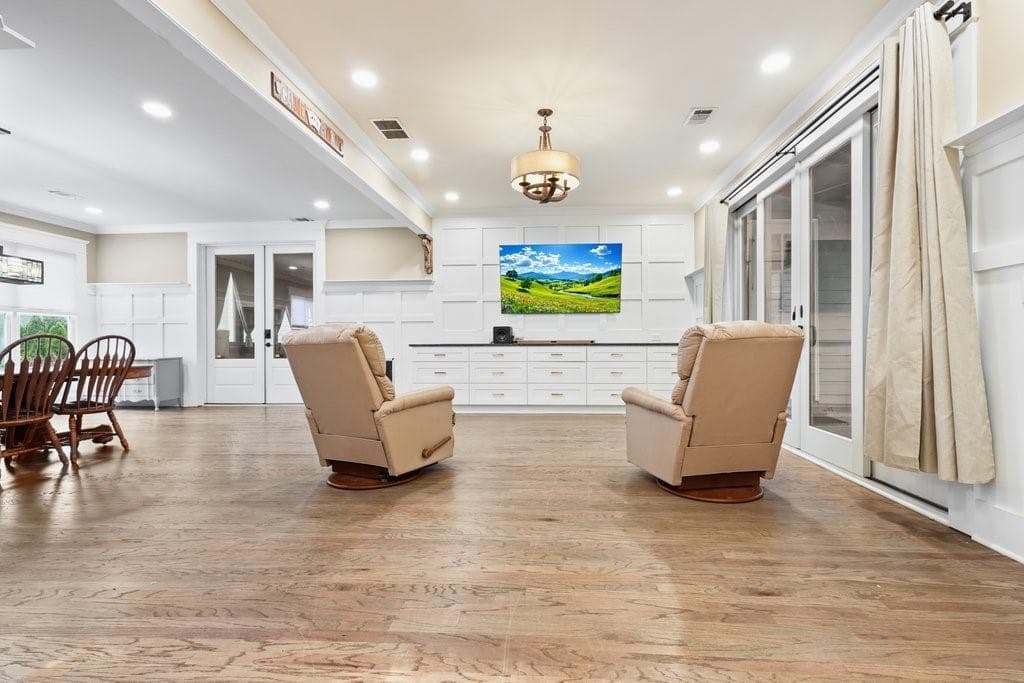 4 bedroom, 4 bathroom, 4,280 sq ft single family residence for sale at 1451 Hedgewood Lane, Kennesaw, GA 30152 — photo 6