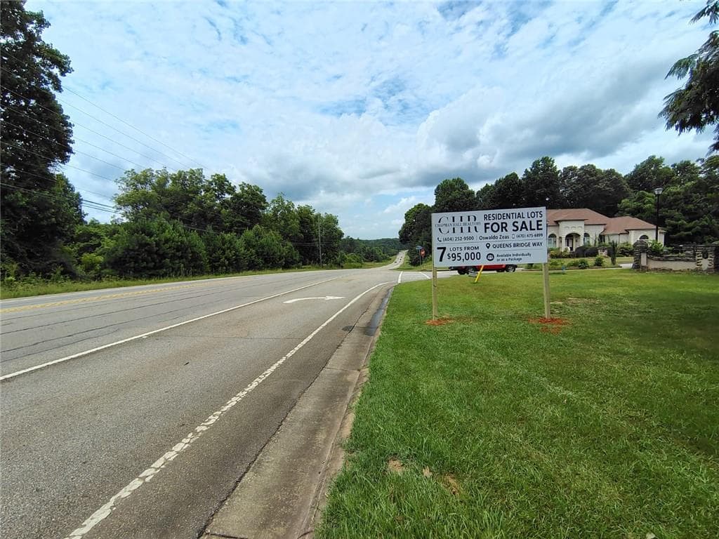 single family residence for sale at 1030 Queens Bridge Way, Griffin, GA 30223 — photo 4