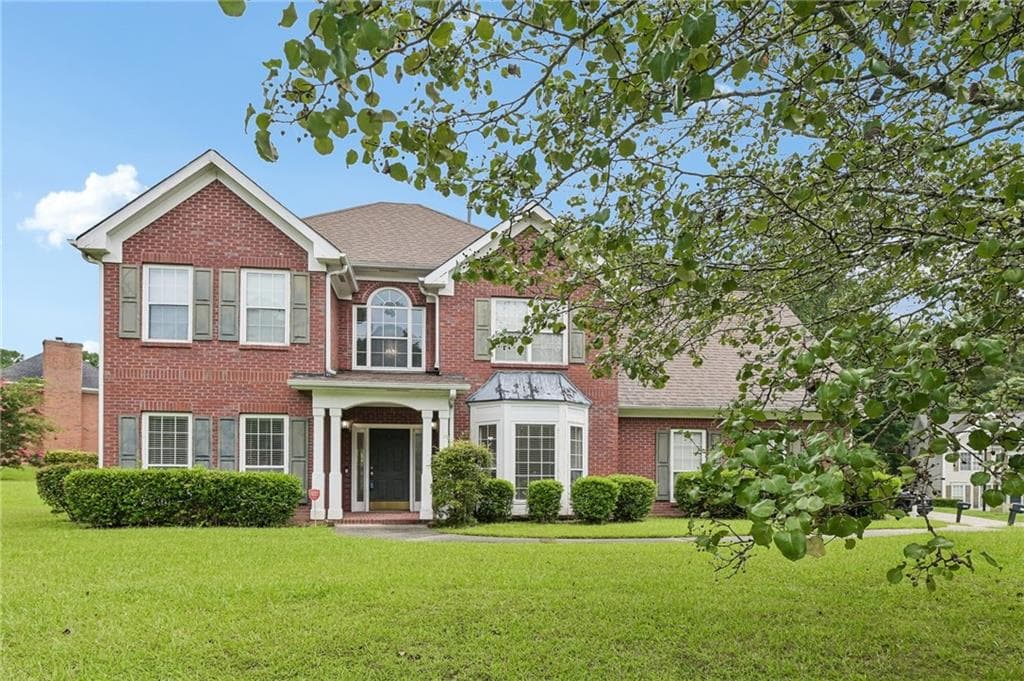 4 bedroom, 3 bathroom, 2,302 sq ft single family residence for sale at 120 Heritage Court, Fayetteville, GA 30214