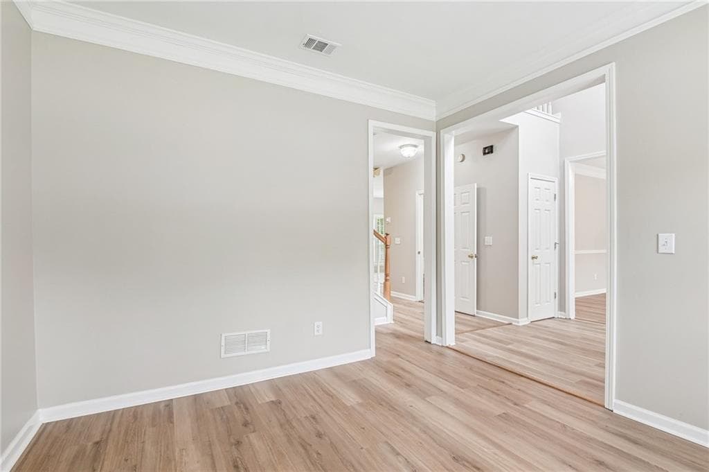 4 bedroom, 3 bathroom, 2,302 sq ft single family residence for sale at 120 Heritage Court, Fayetteville, GA 30214 — photo 3
