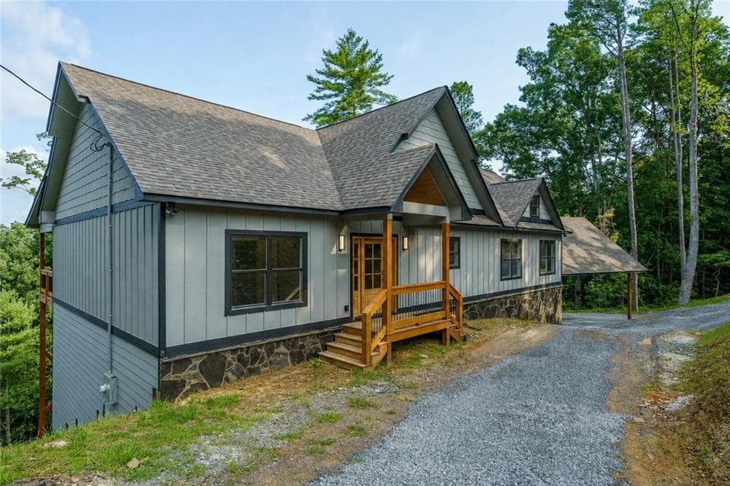 4 bedroom, 3 bathroom, 2,548 sq ft single family residence for sale at 313 Jeff Drive, Ellijay, GA 30540