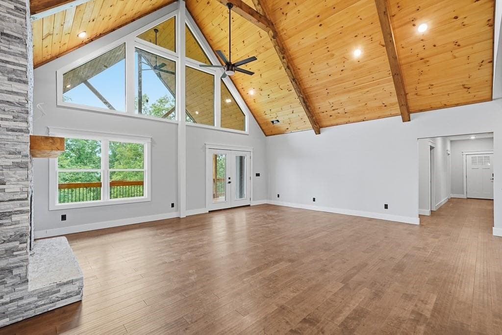 4 bedroom, 3 bathroom, 2,548 sq ft single family residence for sale at 313 Jeff Drive, Ellijay, GA 30540 — photo 9