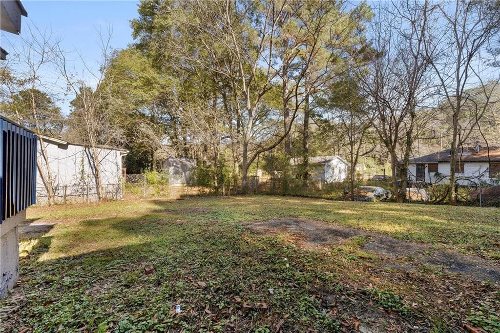 4 bedroom, 2 bathroom, 1,177 sq ft single family residence for sale at 501 Aberdeen Drive, Atlanta, GA 30318 — photo 9