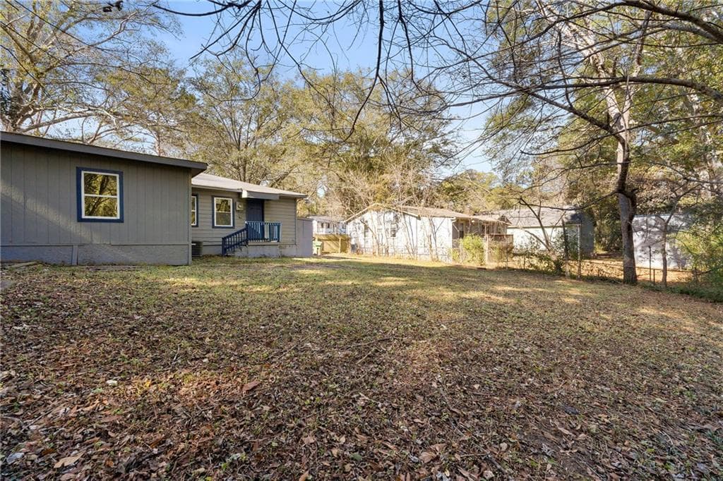 4 bedroom, 2 bathroom, 1,177 sq ft single family residence for sale at 501 Aberdeen Drive, Atlanta, GA 30318 — photo 10