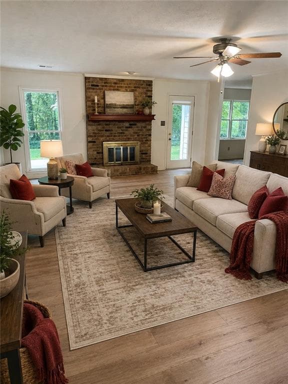 3 bedroom, 2 bathroom, 1,881 sq ft single family residence for sale at 1106 Lakeridge Court, Grayson, GA 30017 — photo 3