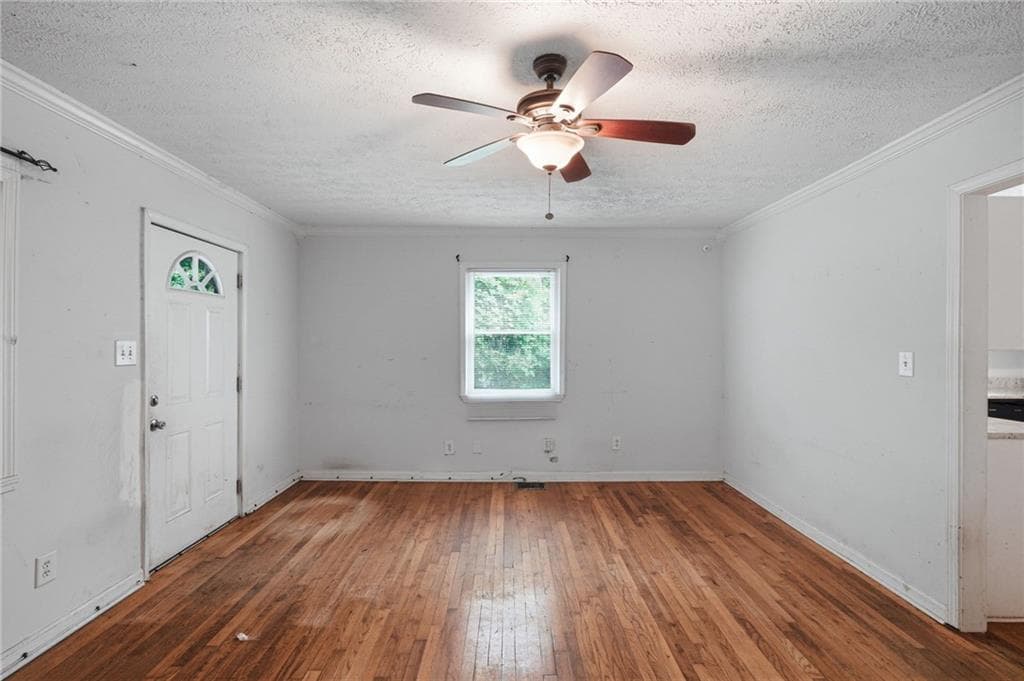 3 bedroom, 2 bathroom, 1,352 sq ft single family residence for sale at 3549 Tulip Drive, Decatur, GA 30032 — photo 7