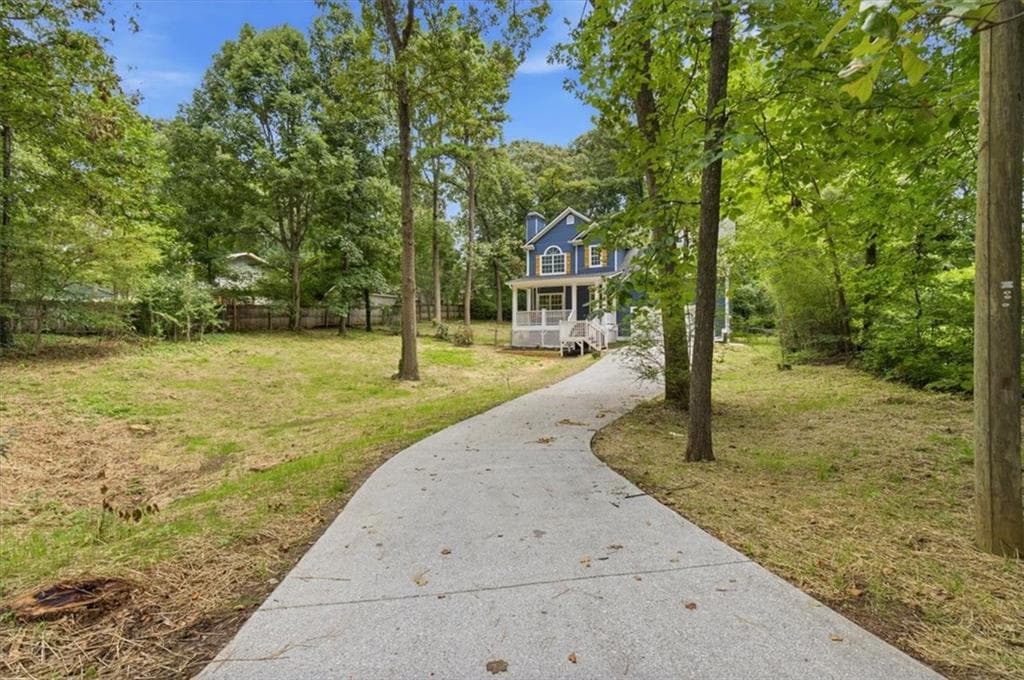 4 bedroom, 3 bathroom, 1,976 sq ft single family residence for sale at 5422 Cheyenne Drive, Acworth, GA 30102 — photo 8