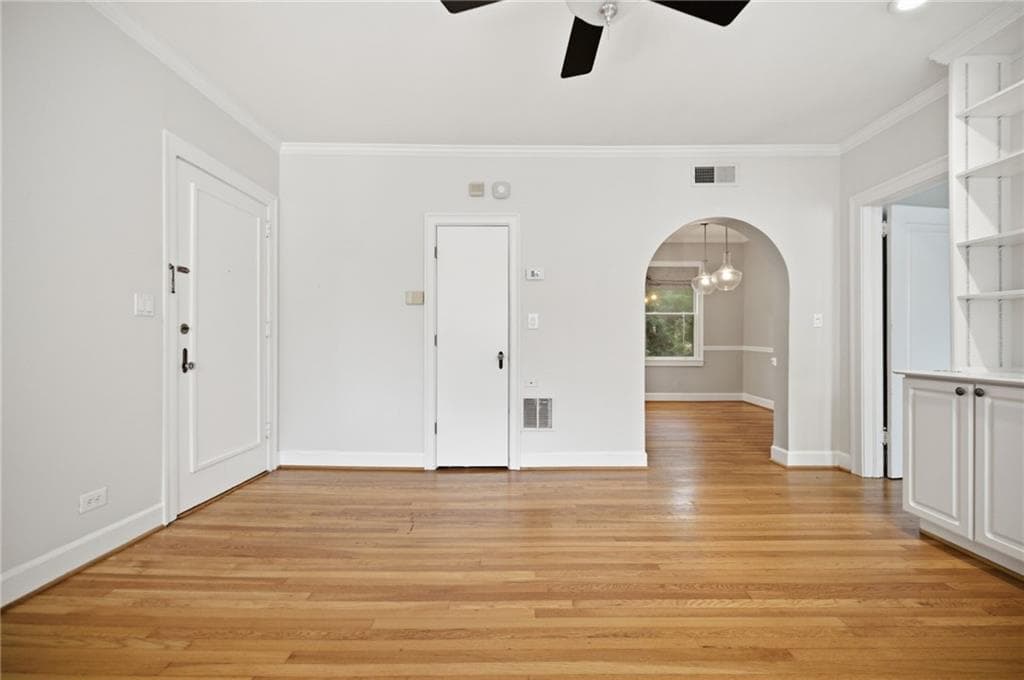 1 bedroom, 1 bathroom, 878 sq ft condominium for sale at 2222 Peachtree Road B5, Atlanta, GA 30309 — photo 7