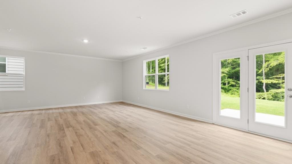 4 bedroom, 3 bathroom, 2,804 sq ft single family residence under contract at 3891 Donetta Drive, Atlanta, GA 30349 — photo 8