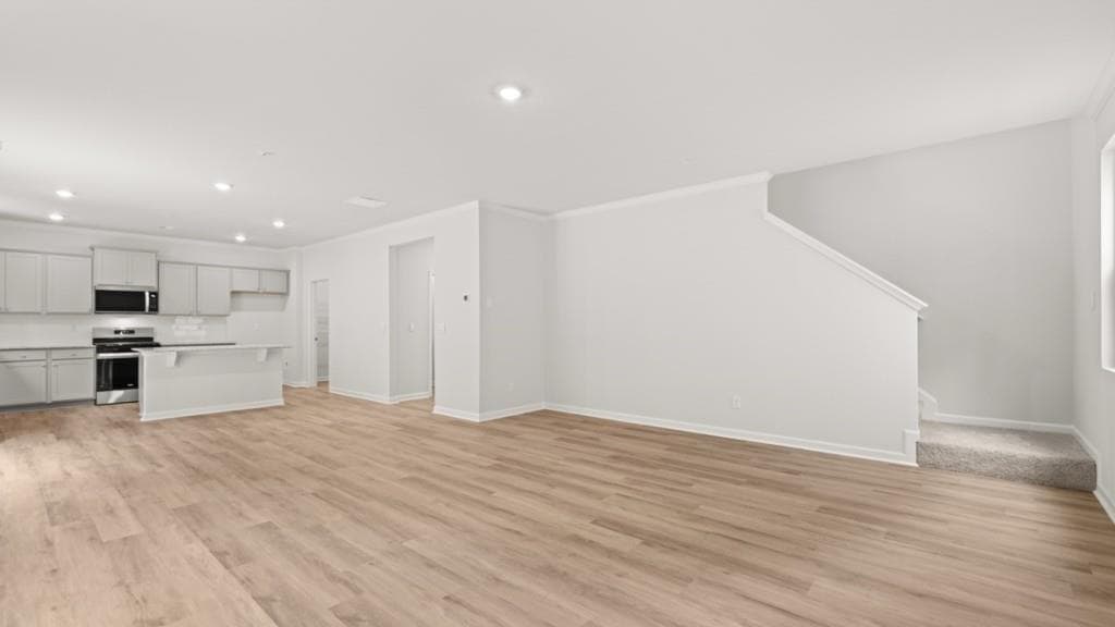 4 bedroom, 3 bathroom, 2,804 sq ft single family residence under contract at 3891 Donetta Drive, Atlanta, GA 30349 — photo 10