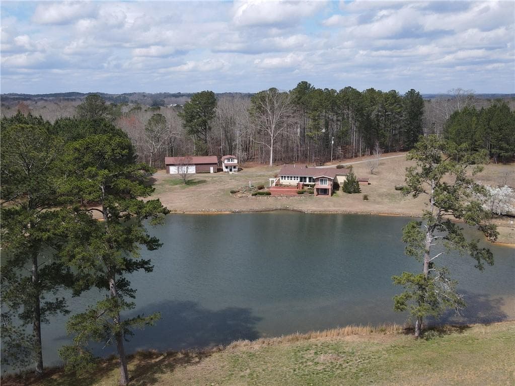 3 bedroom, 2 bathroom, 2,608 sq ft single family residence for sale at 744 Welcome to Sargent Road, Newnan, GA 30263