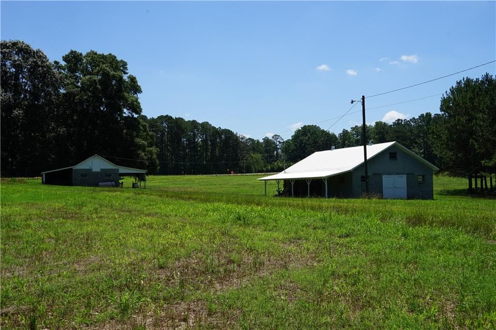 3 bedroom, 2 bathroom, 2,608 sq ft single family residence for sale at 744 Welcome to Sargent Road, Newnan, GA 30263 — photo 9