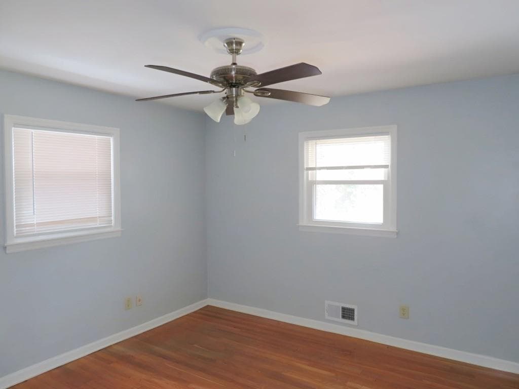 3 bedroom, 3 bathroom, 1,713 sq ft single family residence under contract at 2705 Hayden Drive, East Point, GA 30344 — photo 10