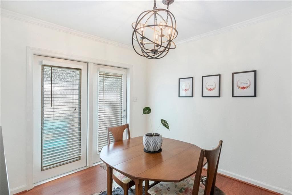 2 bedroom, 2 bathroom, 1,000 sq ft condominium under contract at 6940 Roswell Road 16B, Atlanta, GA 30328 — photo 6