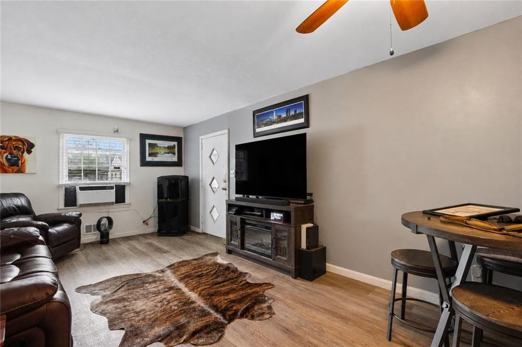 quadruplex for sale at 2956 Grandview Avenue, Atlanta, GA 30305 — photo 10