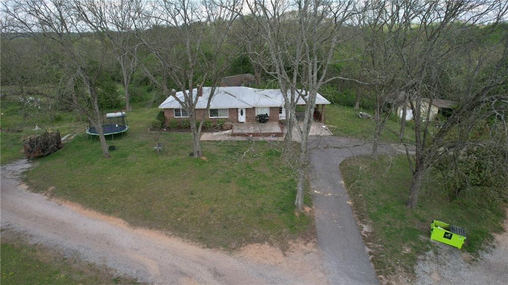 3 bedroom, 2 bathroom, 1,882 sq ft single family residence for sale at 6082 Franklin Goldmine Road, Cumming, GA 30028 — photo 4