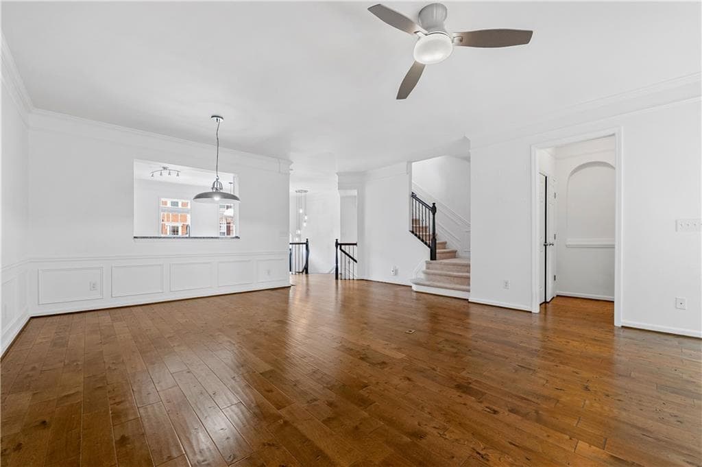 3 bedroom, 4 bathroom, 2,328 sq ft townhouse for rent at 2844 Loftview Square, Atlanta, GA 30339 for $3,200 a month — photo 9