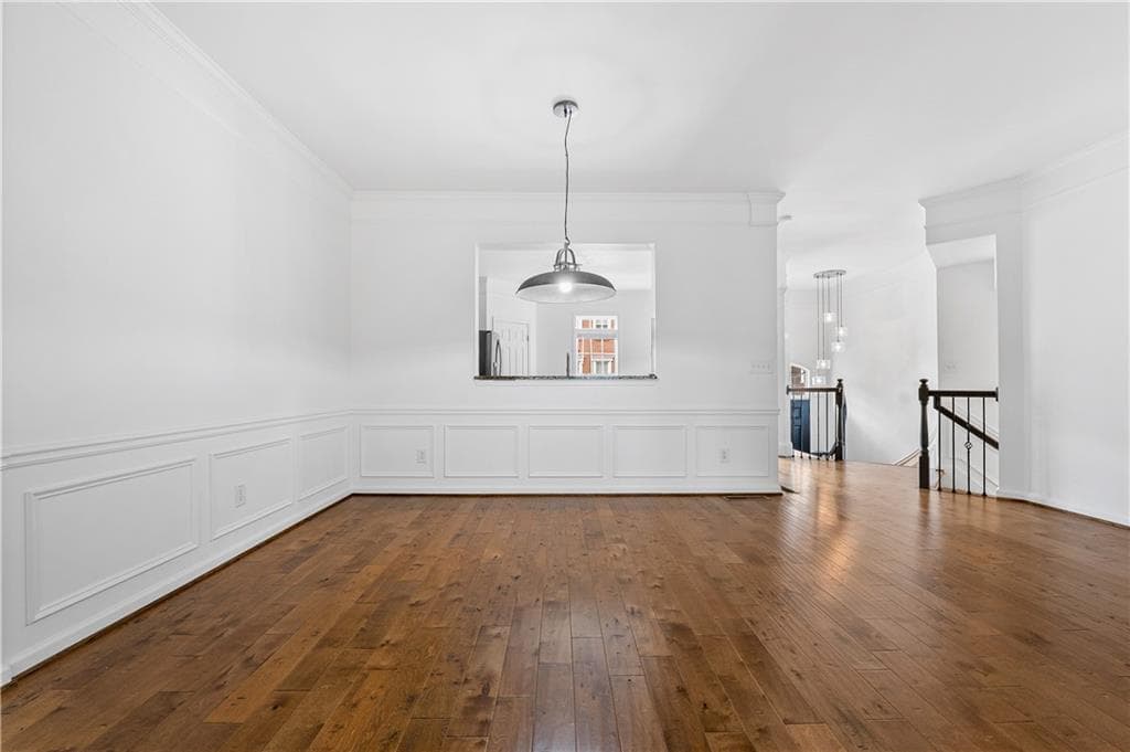 3 bedroom, 4 bathroom, 2,328 sq ft townhouse for rent at 2844 Loftview Square, Atlanta, GA 30339 for $3,200 a month — photo 10