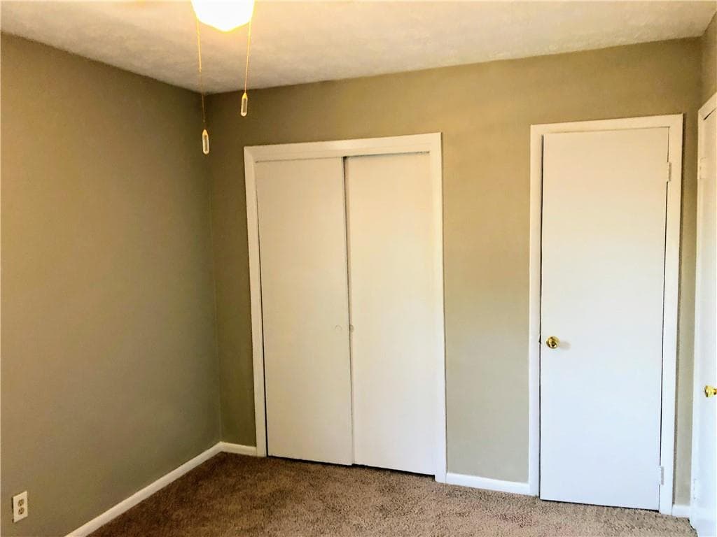 2 bedroom, 1 bathroom, 928 sq ft condominium for rent at 1235 Riverside Drive F-5, Gainesville, GA 30501 for $1,450 a month — photo 7