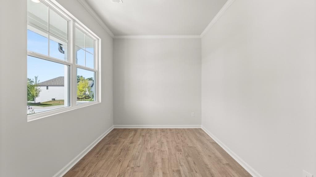 4 bedroom, 3 bathroom, 2,804 sq ft single family residence for sale at 4100 Peregrine Way, Gainesville, GA 30506 — photo 5