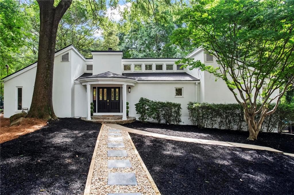 4 bedroom, 3 bathroom, 3,076 sq ft single family residence for sale at 4321 King Springs Road, Smyrna, GA 30082
