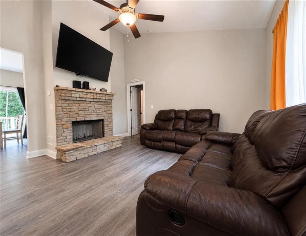 4 bedroom, 3 bathroom, 1,593 sq ft single family residence for sale at 103 Woodside Court, Temple, GA 30179 — photo 2