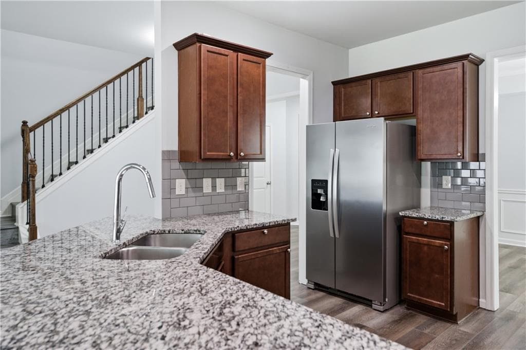 4 bedroom, 3 bathroom, 2,377 sq ft single family residence for rent at 4960 Ducote Trail, Alpharetta, GA 30004 for $2,850 a month — photo 9