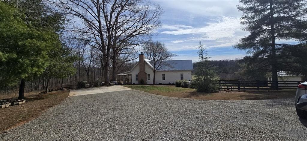 2 bedroom, 3 bathroom, 1,188 sq ft single family residence for rent at 812 Bessie Lane, Ball Ground, GA 30107 for $2,350 a month — photo 2