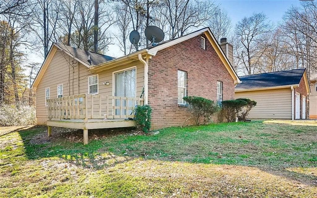 duplex for sale at 5913 Summerglen Lane, Atlanta, GA 30349 — photo 2