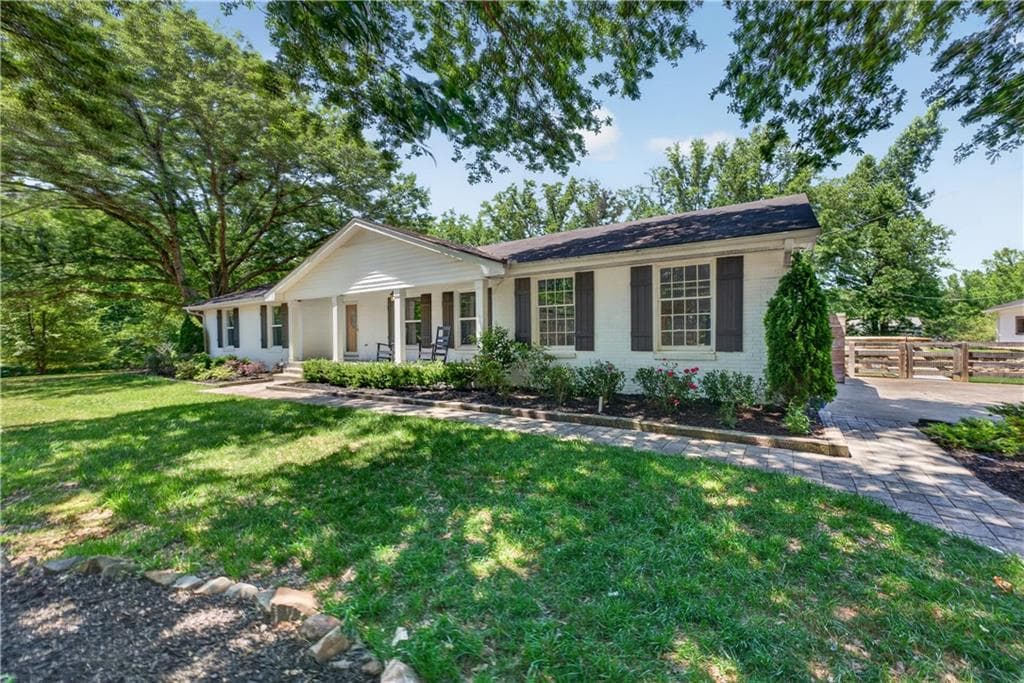 4 bedroom, 2 bathroom, 2,084 sq ft single family residence for sale at 511 Bart Manous Road, Canton, GA 30115 — photo 1 of 45