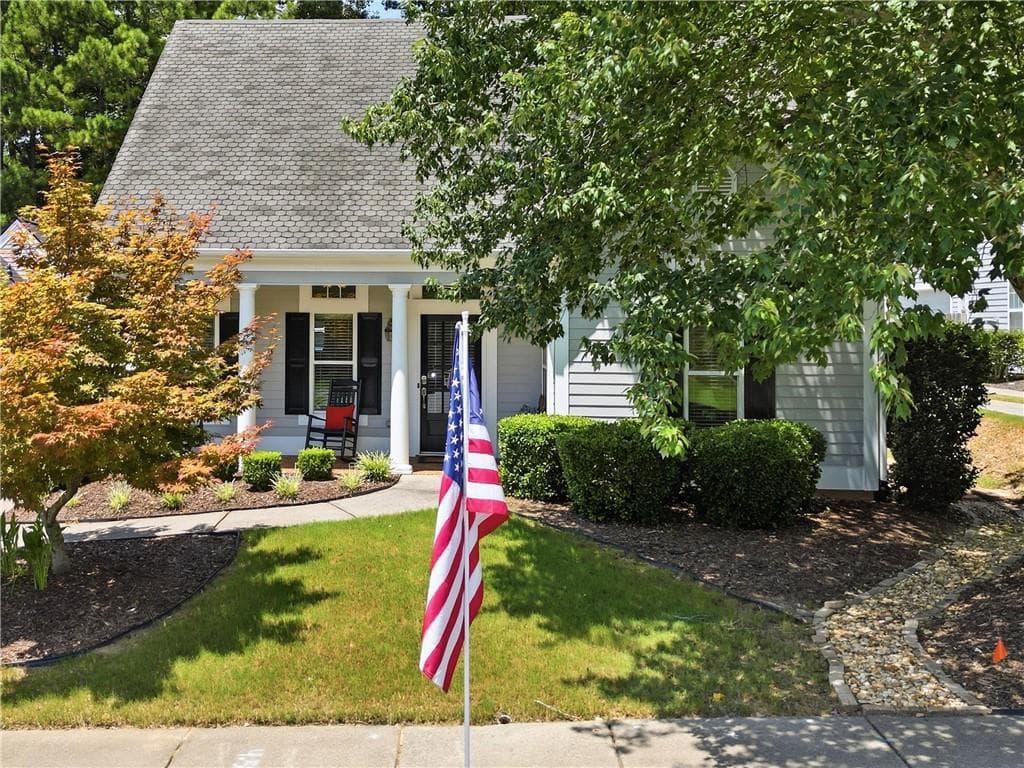 3 bedroom, 2 bathroom, 1,568 sq ft single family residence for sale at 306 Pinehurst Way, Canton, GA 30114