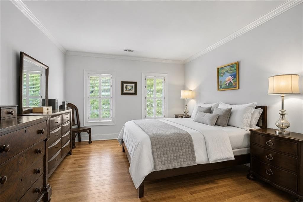 3 bedroom, 3 bathroom, 2,519 sq ft condominium for sale at 3210 Paces Mill Road, Atlanta, GA 30339 — photo 5
