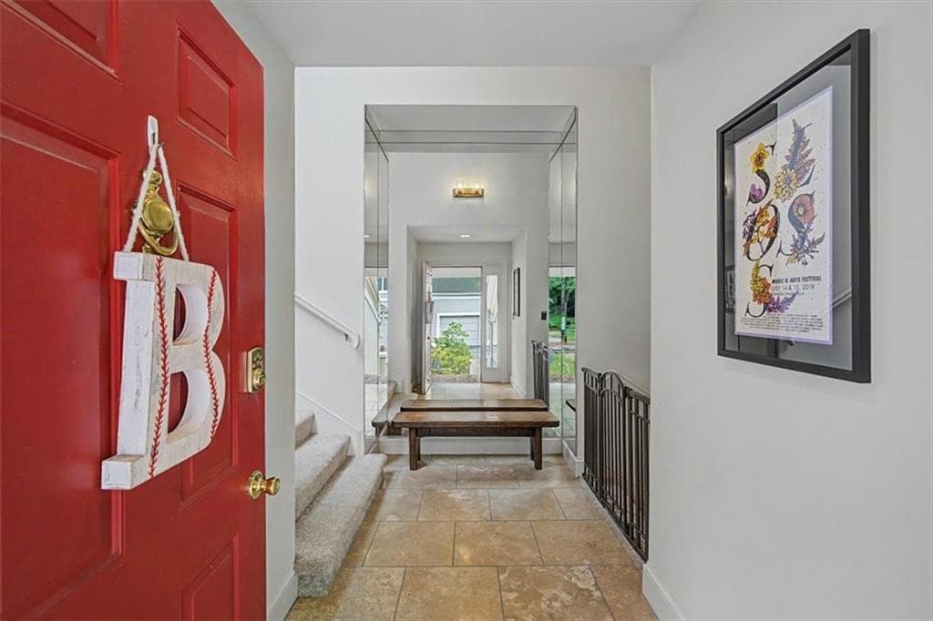 3 bedroom, 3 bathroom, 2,519 sq ft condominium for sale at 3210 Paces Mill Road, Atlanta, GA 30339 — photo 9