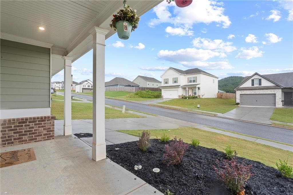 4 bedroom, 3 bathroom, 3,002 sq ft single family residence for sale at 221 Chase Drew Drive, Cartersville, GA 30120 — photo 5